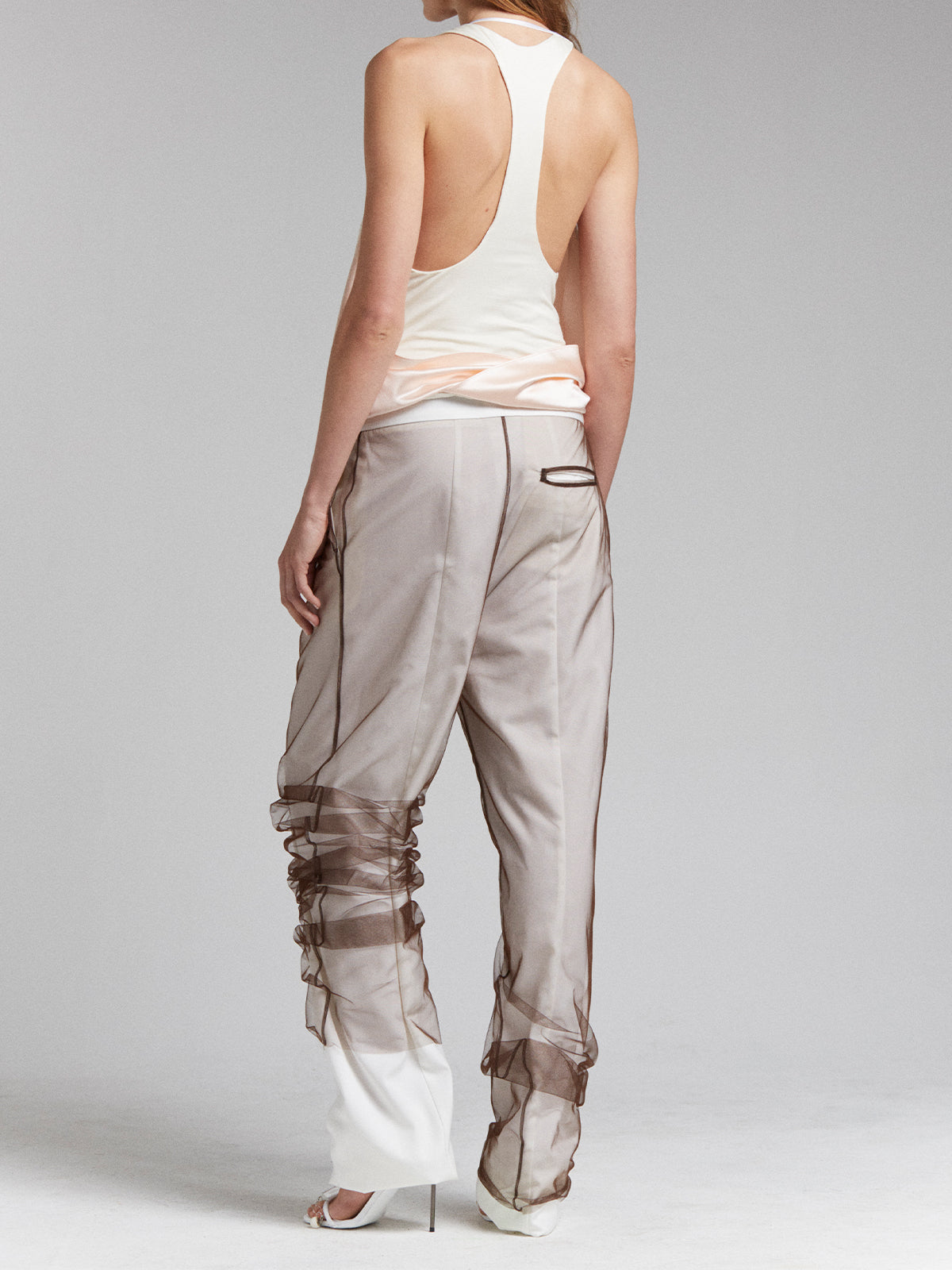 ENCASED BAGGY PANTS IN WHITE/MOCHA