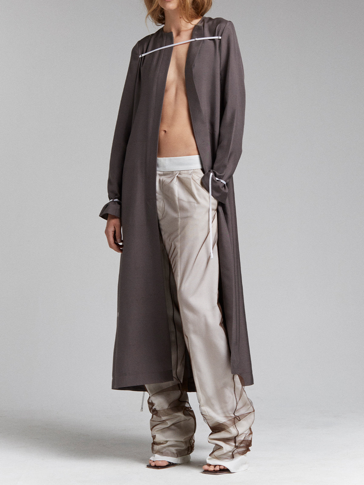 STRAP CAR COAT IN SMOKE